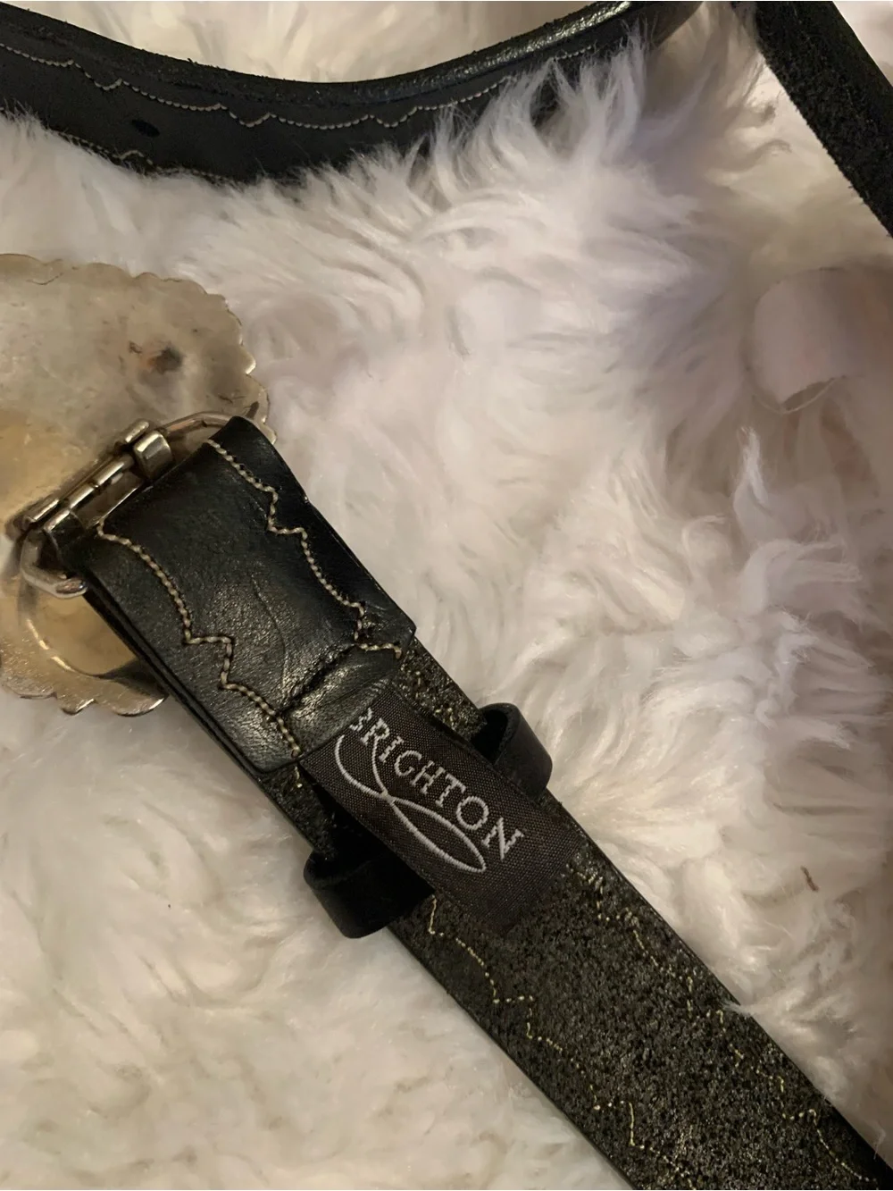 BRIGHTON ladies “Heart of Silver” Vintage belt size Large Gently Preloved